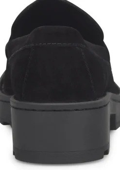 Born Shoes Carrera Store